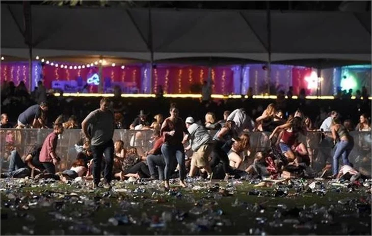 Las Vegas'ta konserde saldırı dehşeti! İlk fotoğraflar...