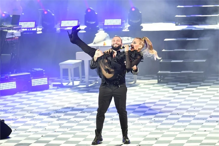 Berkay konserine ünlü akını!