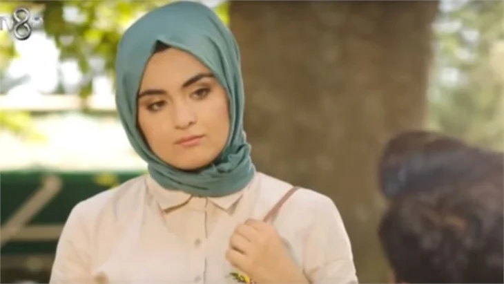 Gelin Adayı Hanife, oyunculuğuyla şaşırttı!