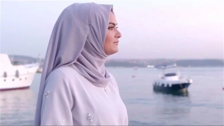 Gelin Adayı Hanife, oyunculuğuyla şaşırttı!