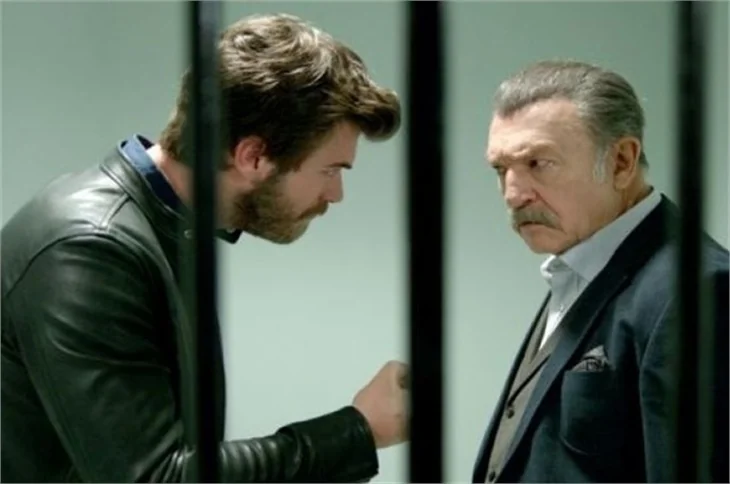 Kıvanç Tatlıtuğ ve Tamer Levent bu kez baba-oğul!