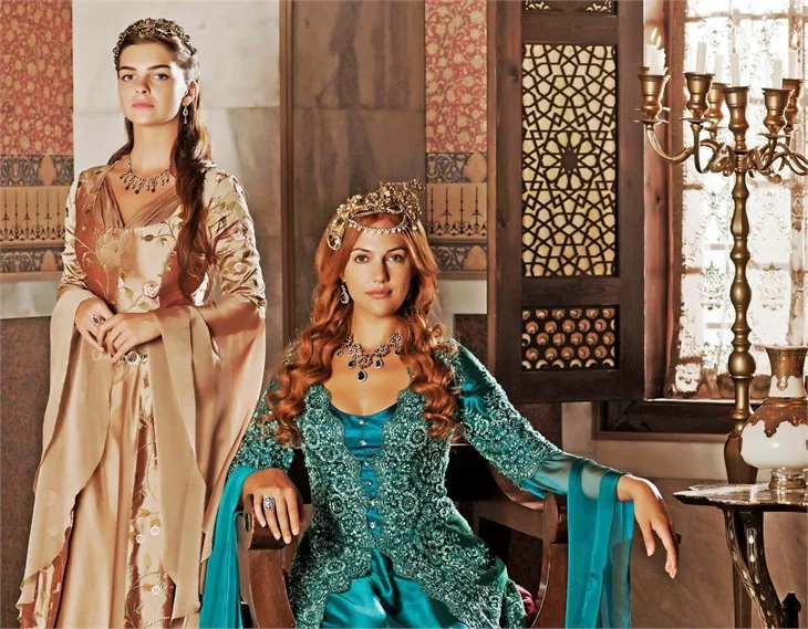 Meryem Uzerli ve Pelin Karahan, 5 yıl sonra bir araya geldi!