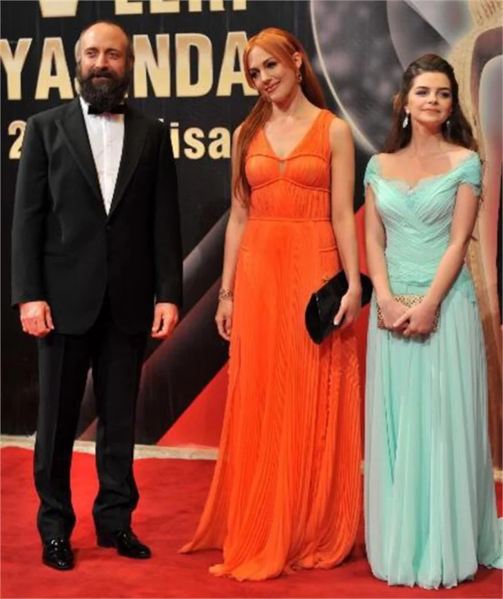 Meryem Uzerli ve Pelin Karahan, 5 yıl sonra bir araya geldi!