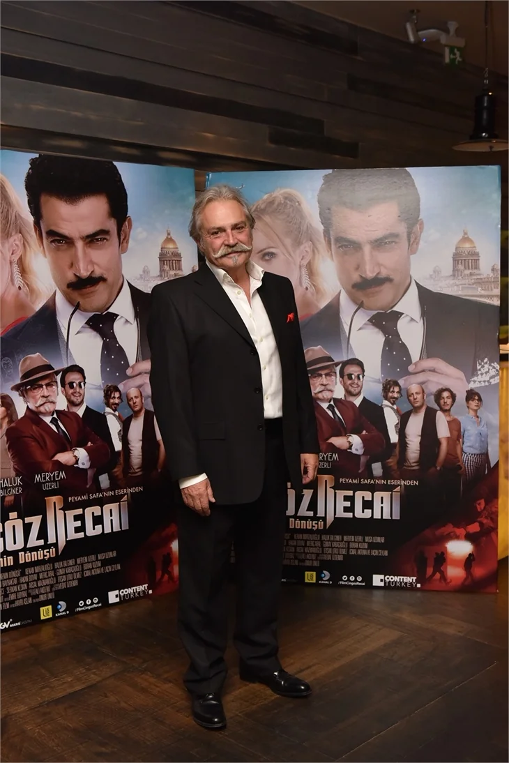 'Cingöz Recai'nin galasına ünlü isimler akın etti!