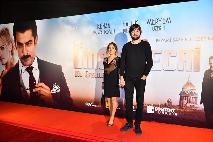 'Cingöz Recai'nin galasına ünlü isimler akın etti!