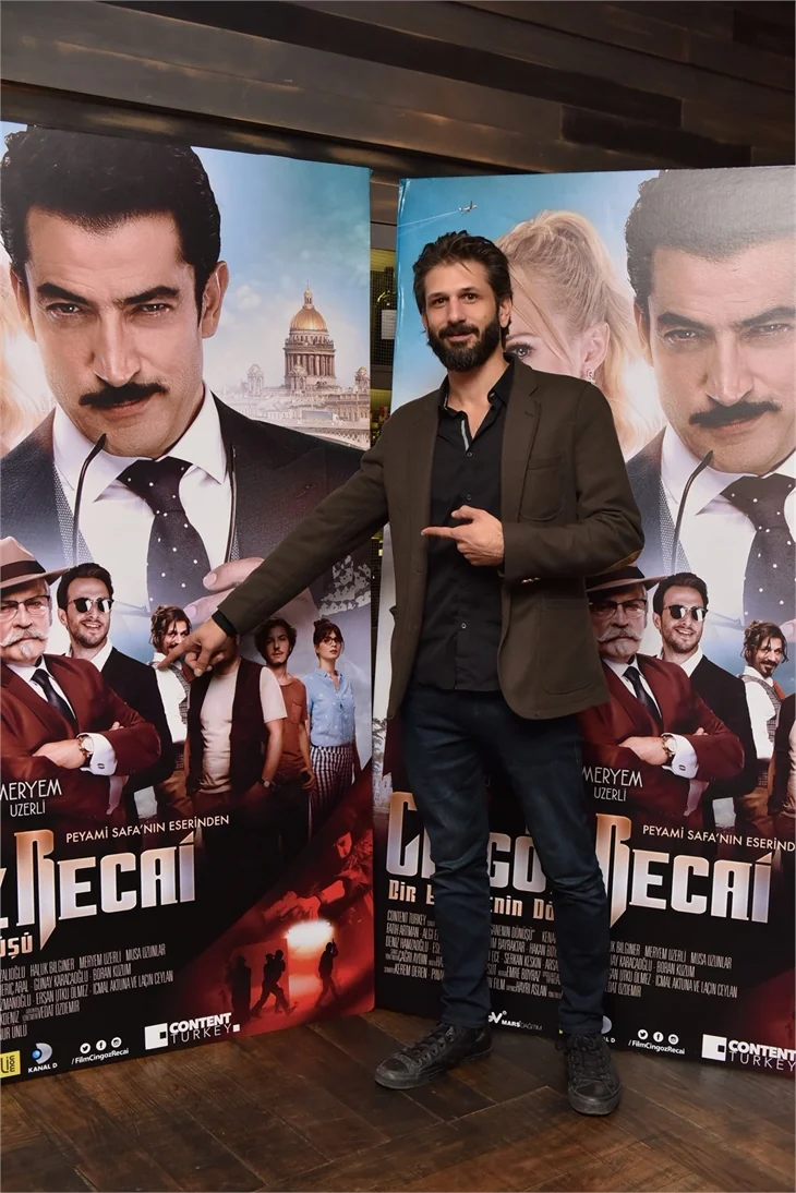 'Cingöz Recai'nin galasına ünlü isimler akın etti!