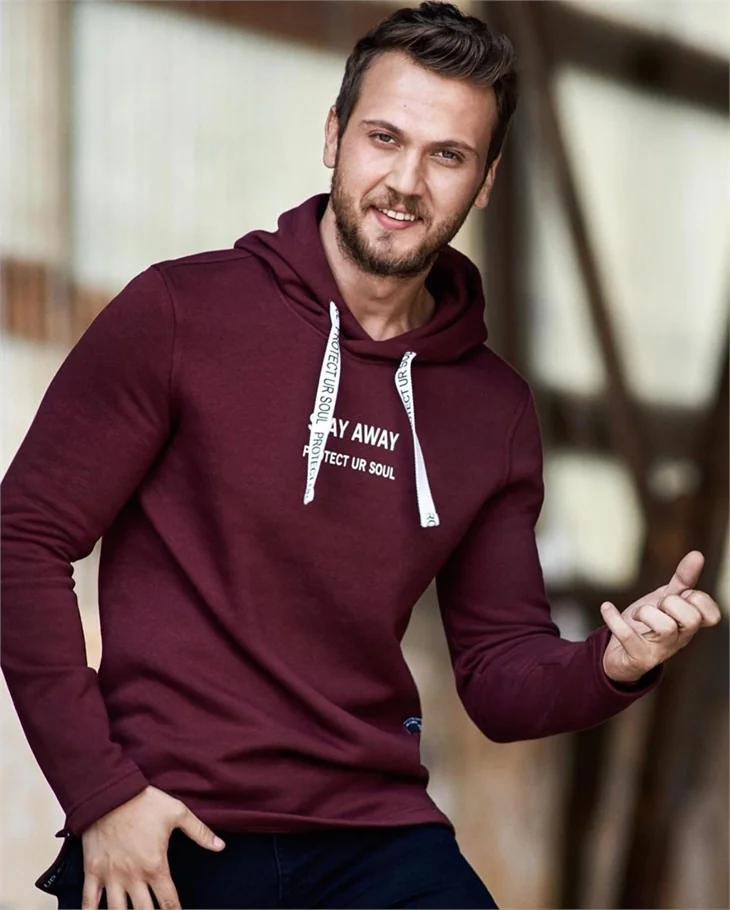 Aras Bulut İynemli manken oldu!