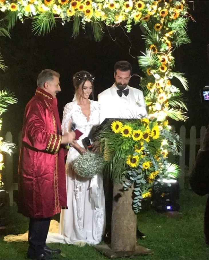 Hande Soral ve İsmail Demirci evlendi!