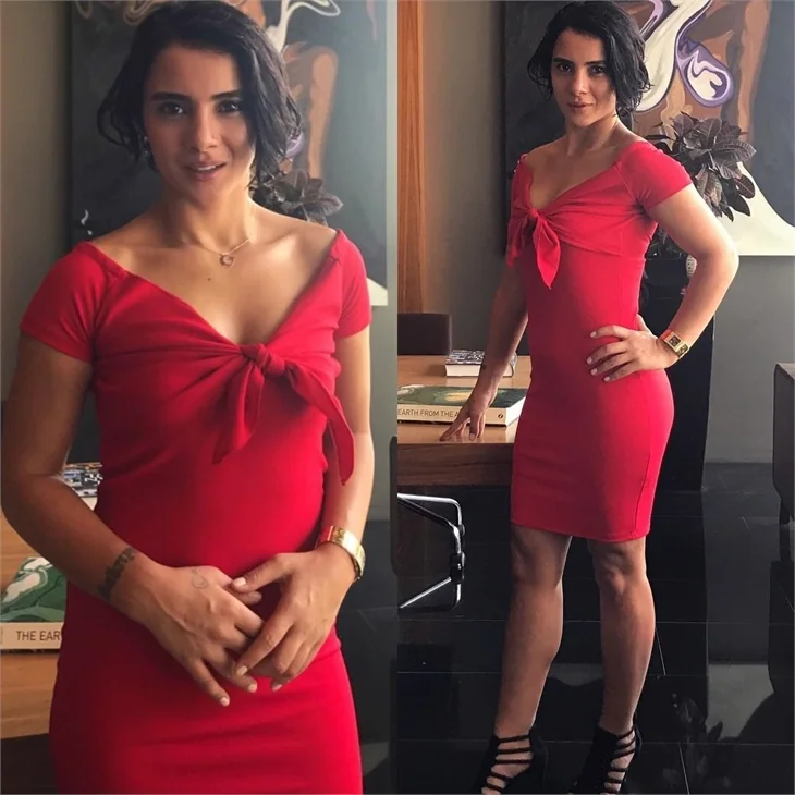 Survivor Sabriye Şengül'den sosyal medyayı sallayan 'mini etek'li pozlar!