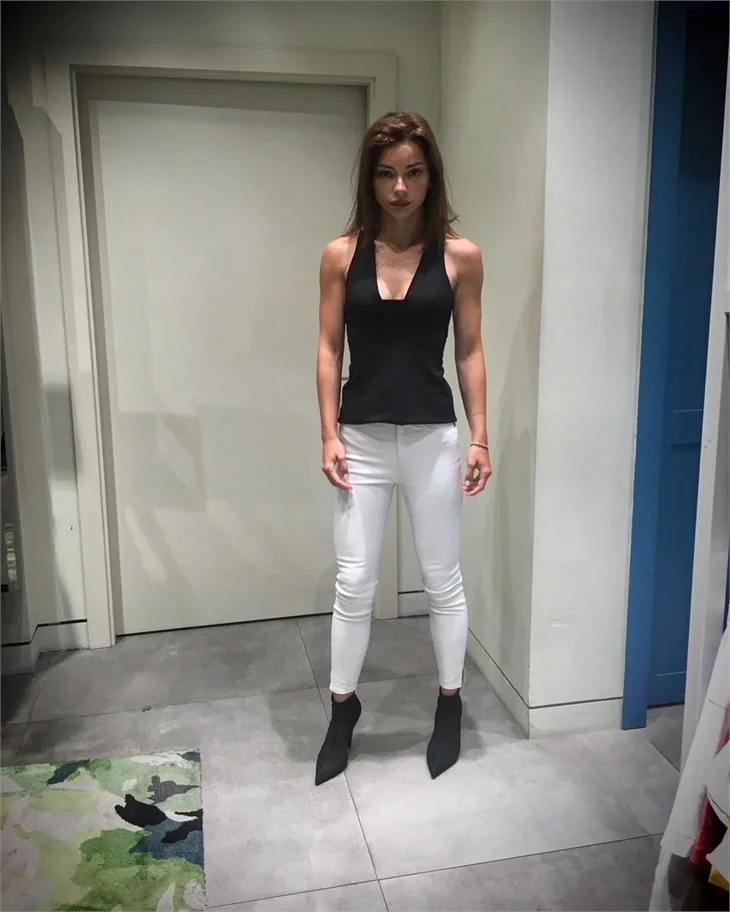 Merve Boluğur’a ayrılık yaramadı!
