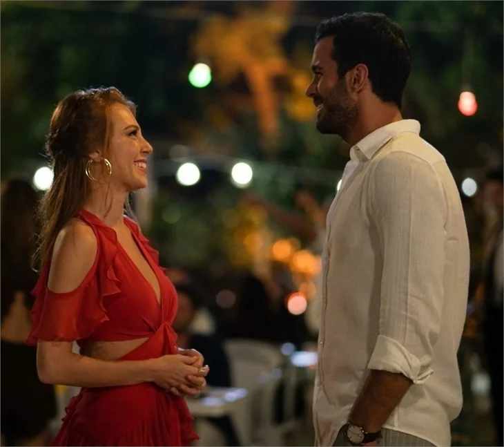 Elçin Sangu ve Barış Arduç düeti!