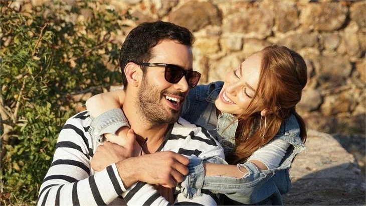 Elçin Sangu ve Barış Arduç düeti!