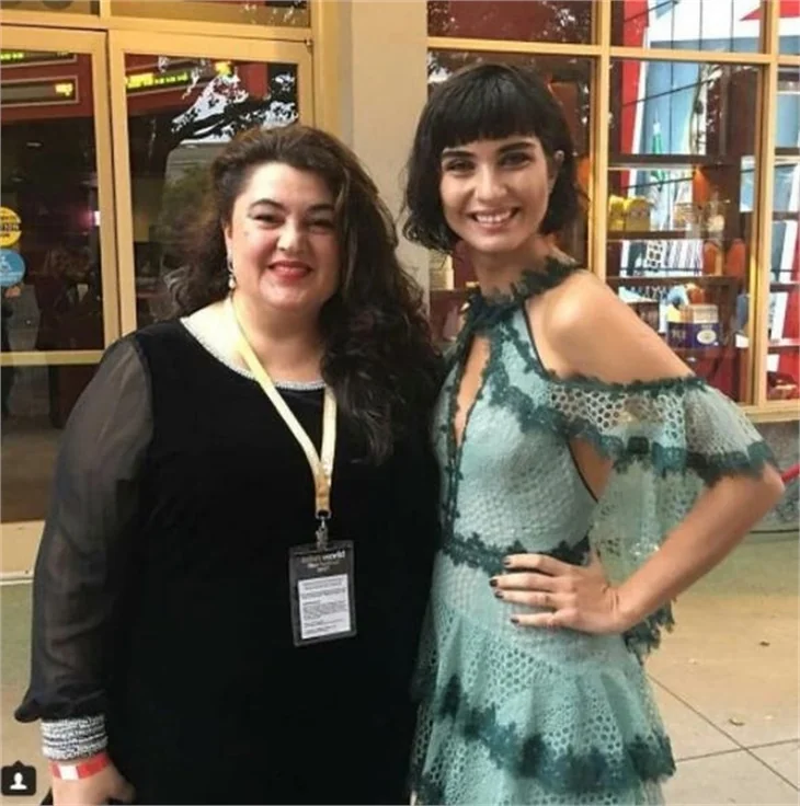 Tuba Büyüküstün tarzı!