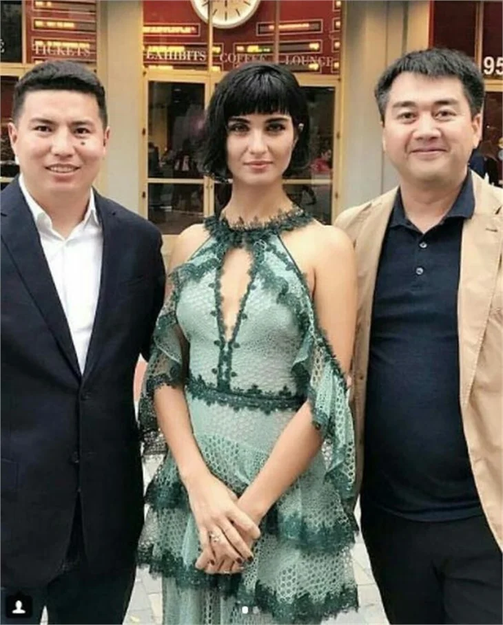 Tuba Büyüküstün tarzı!