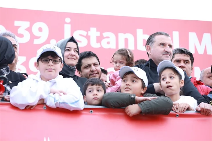 İstanbul Maratonu'na ünlü akını!
