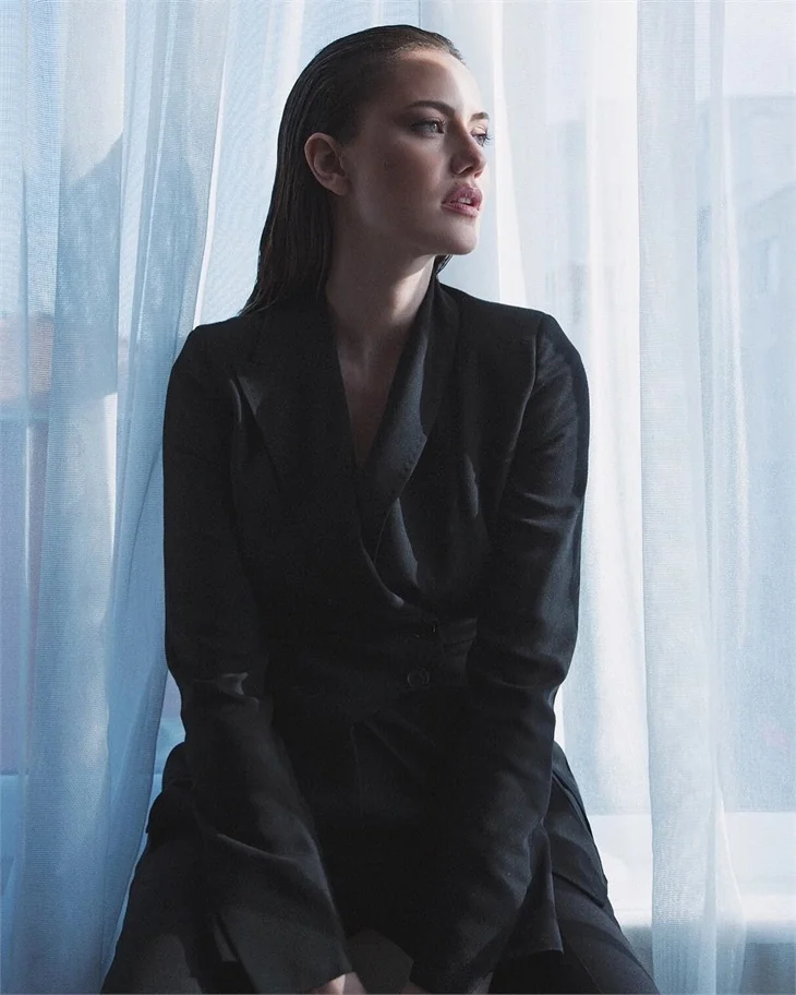 Fahriye Evcen, Ukrayna yolcusu!