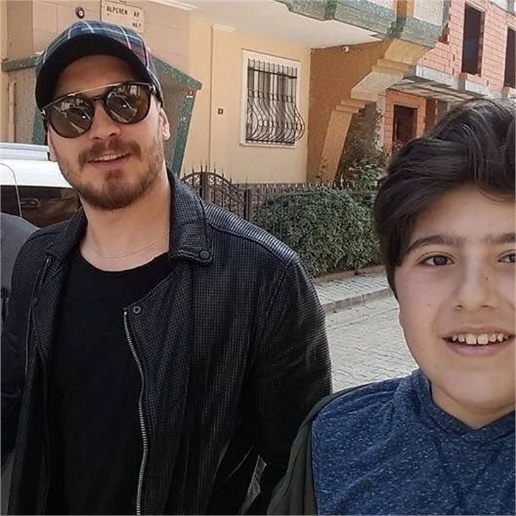 Çağatay Ulusoy şaşırttı!