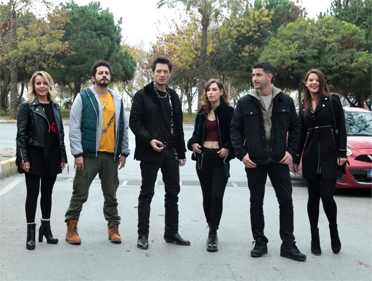 Klavye Delikanlıları final yapıyor!