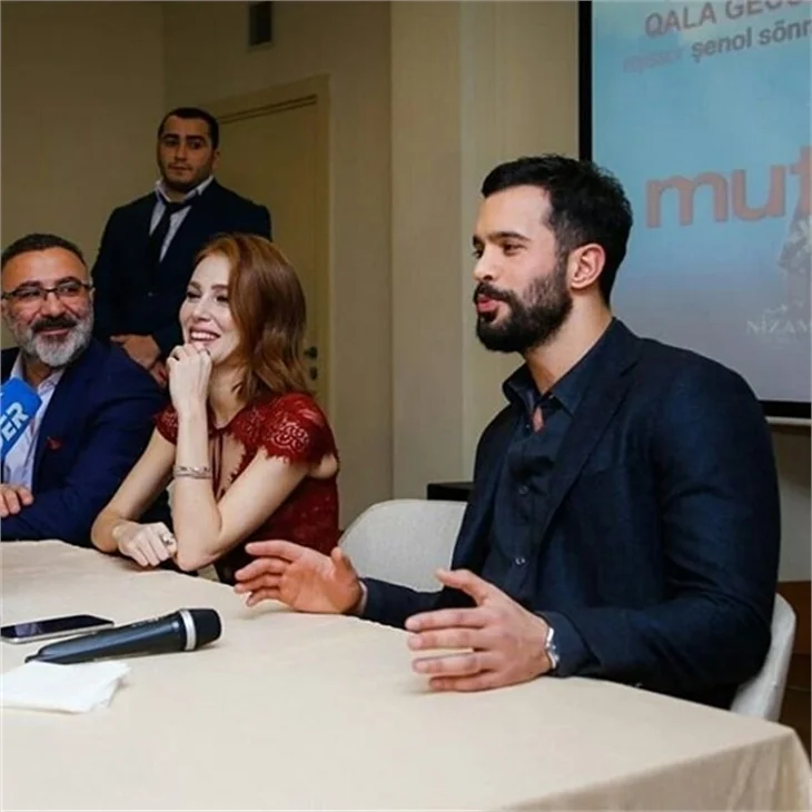'Mutluluk Zamanı' Bakü'de gala yaptı!