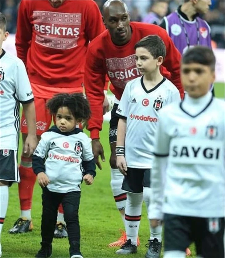 Gözler yengedeydi!
