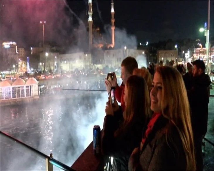 Türkiye yeni yıla böyle girdi!