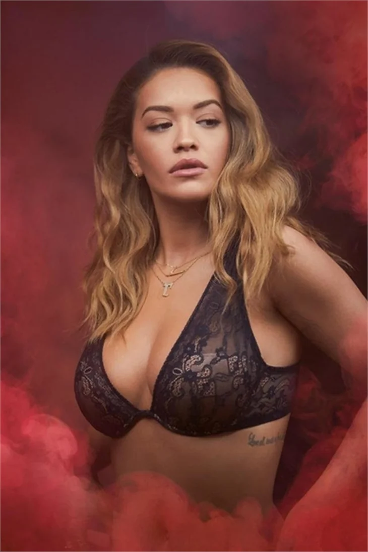 Rita Ora'nın paylaşımı nefesleri kesti!