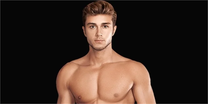 Ünlü model  Onur Seyit Yaran, hayranı yüzünden korku içinde!