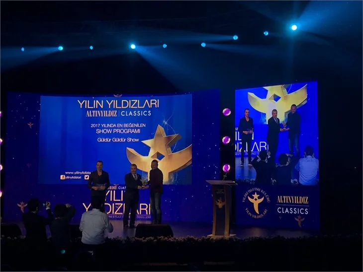 "Yılın Yıldızları Ödülleri" sahiplerini buldu!