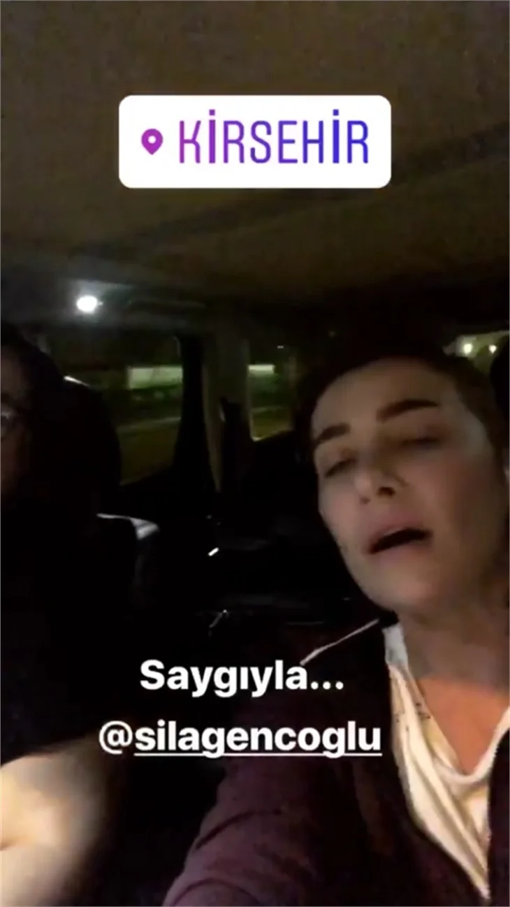Sıla, ayrılık sonrası soluğu tatilde aldı!