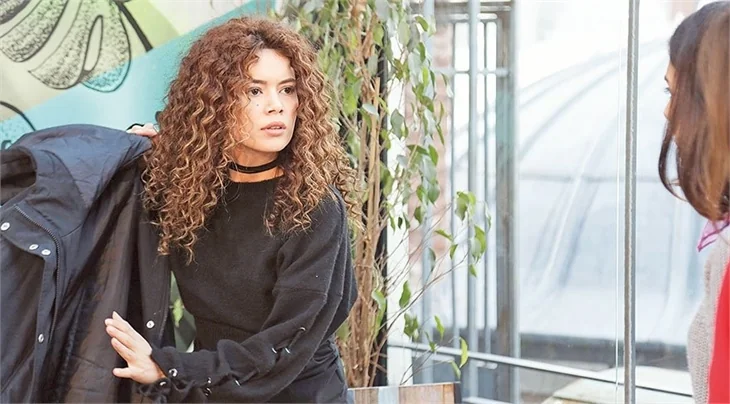 Seray Kaya: Bazen insanlığımdan utanıyorum