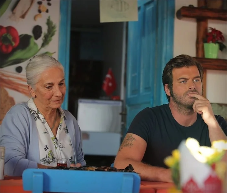Kamera arkasında 9 dalgıç var!