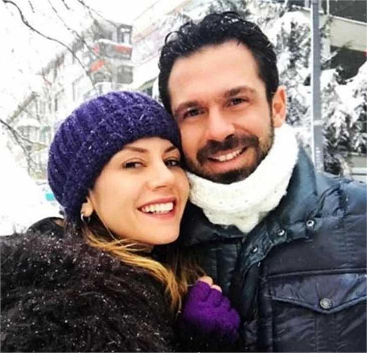 Gökçe Bahadır ile Efe Duru, AVM'de karşılaşınca...
