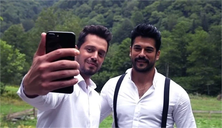 Burak Özçivit'ten 'Kardeşim Benim 2' hamlesi!