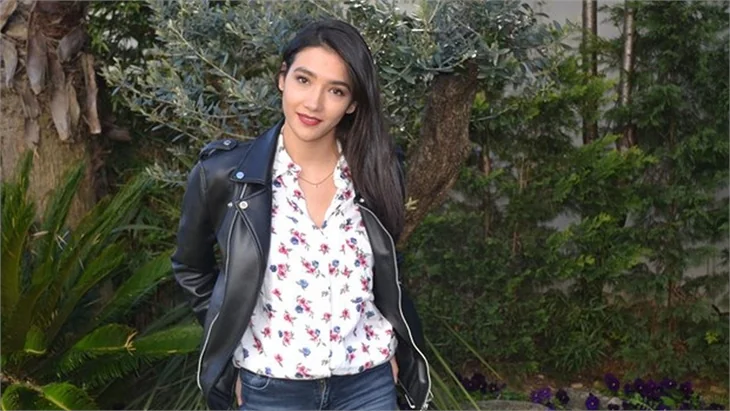 Aybüke Pusat sevgilisiyle görüntülenmemek için...