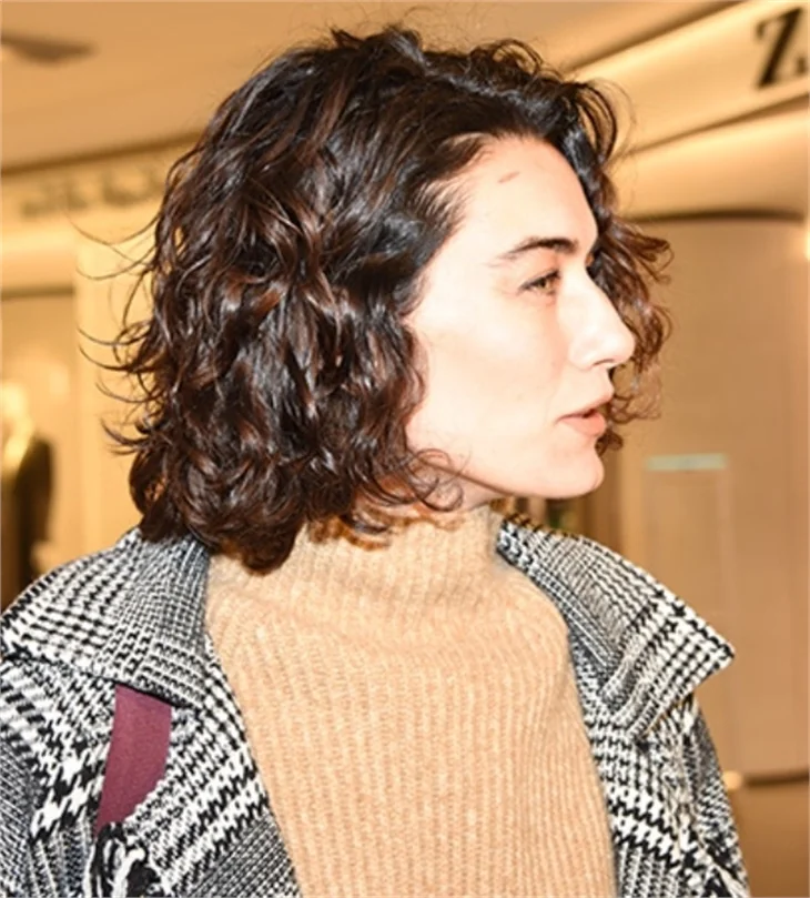 Hande Subaşı eski sevgilisinin adını duyunca...