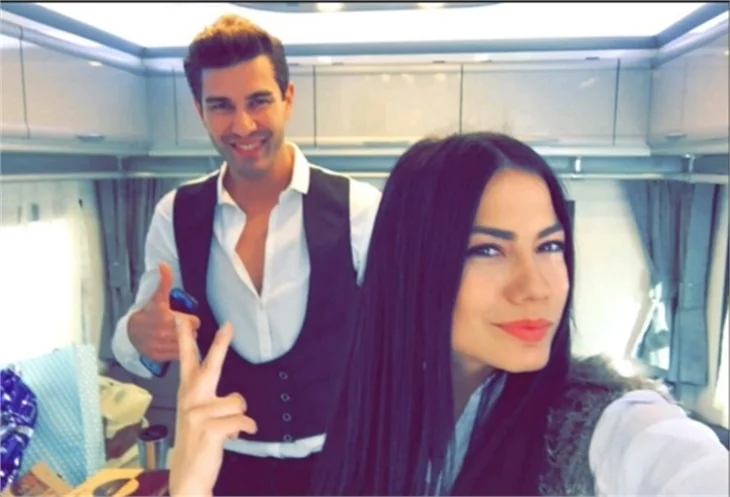 Demet Özdemir'den "Aşk yaşıyorlar" haberlerine açıklama