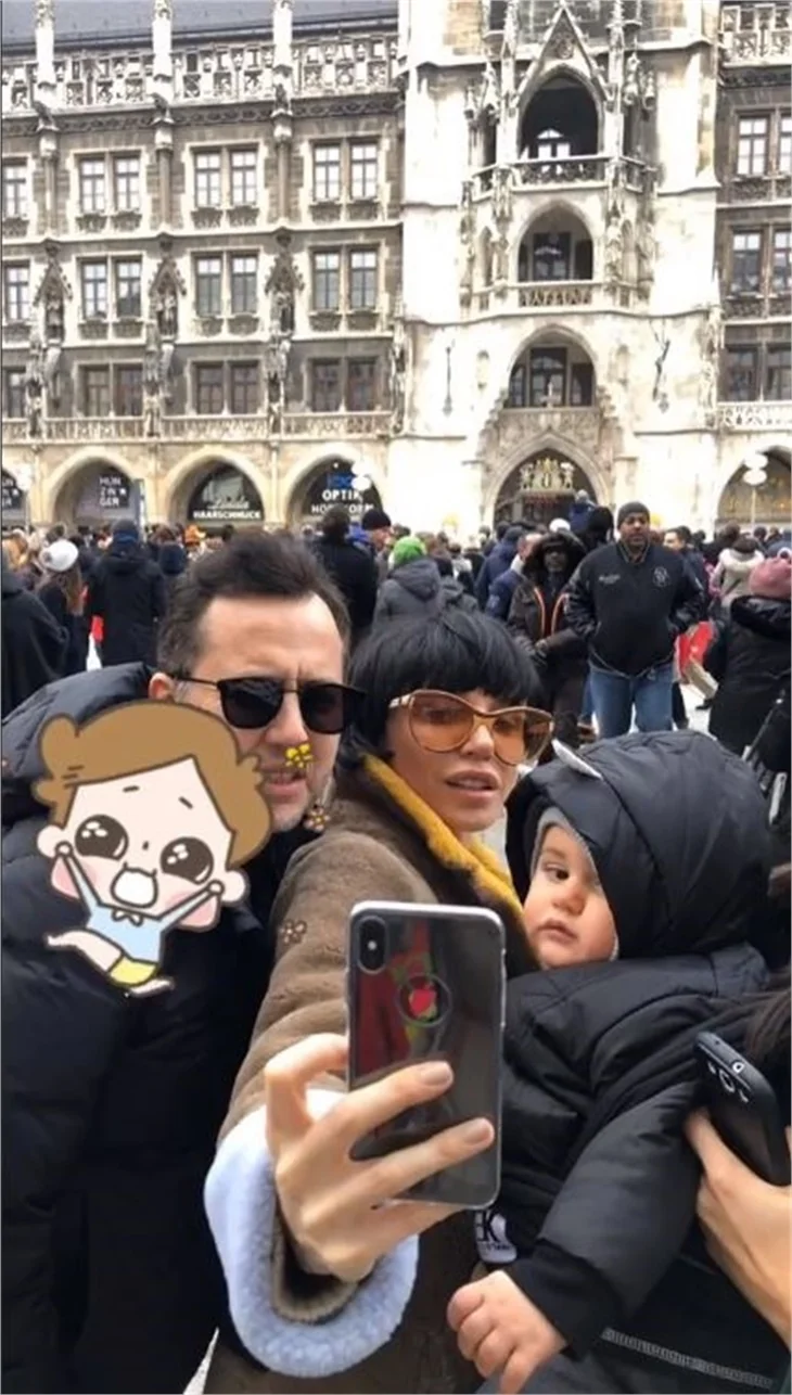 Gülşen Azur Benan'ın kıyafetlerini bağışladı!