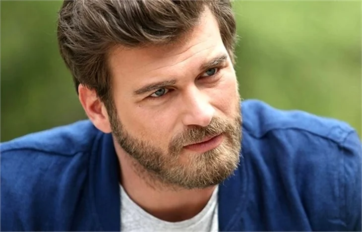 Kıvanç Tatlıtuğ'dan yeni proje mi geliyor?