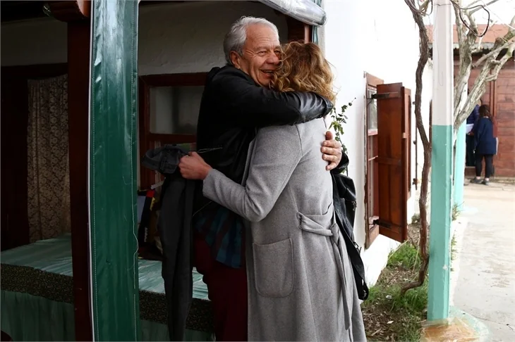 Ayça Varlıer'i ağlatan sürpriz!