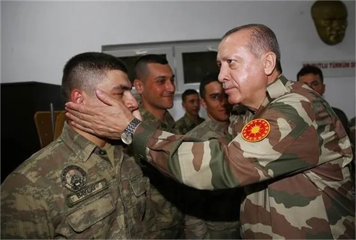 Ünlüler Hatay sınırındaydı!