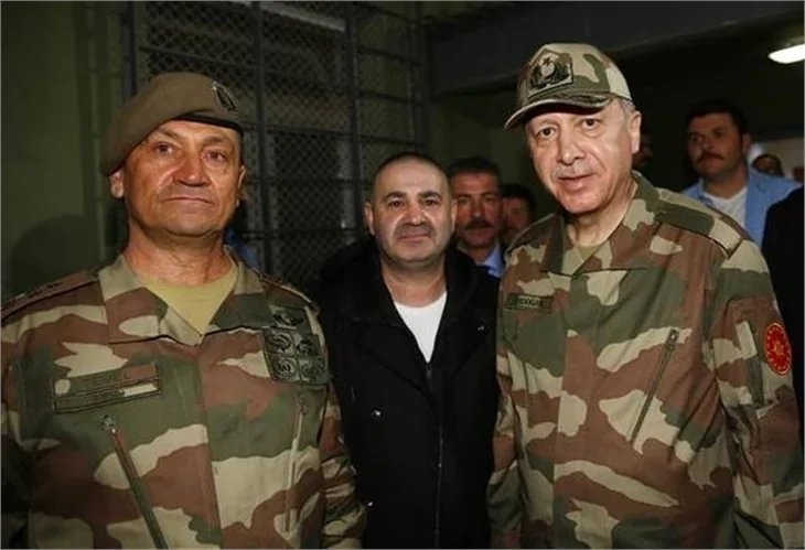 Ünlüler Hatay sınırındaydı!
