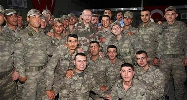 Ünlüler Hatay sınırındaydı!