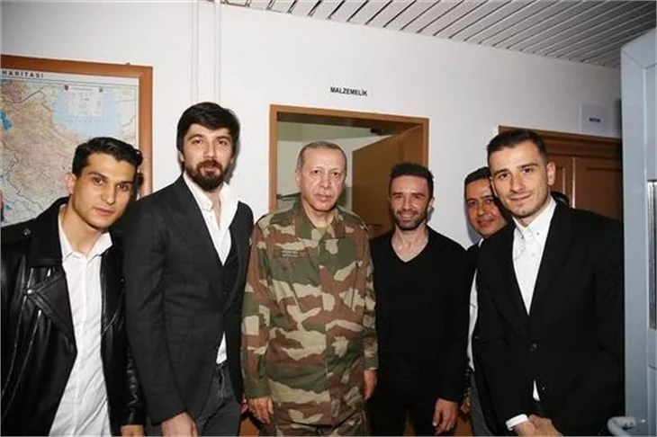 Ünlüler Hatay sınırındaydı!