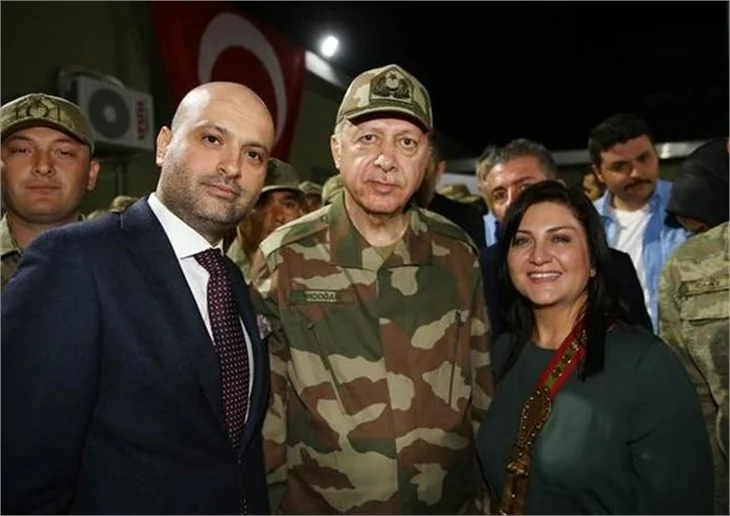 Ünlüler Hatay sınırındaydı!