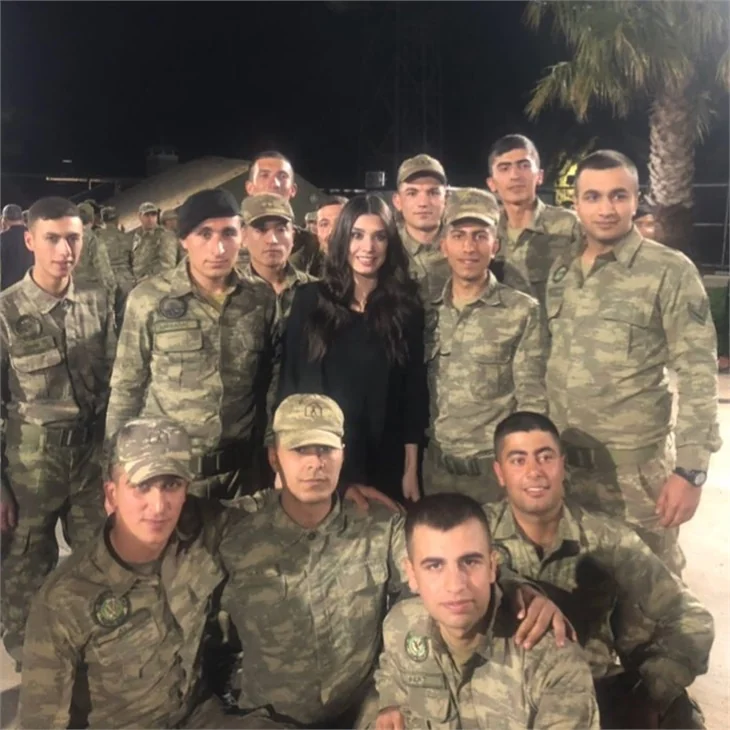Ünlüler Hatay sınırındaydı!