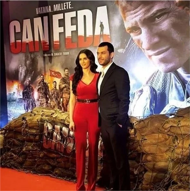 'Can Feda'nın galasına Fahriye Evcen ve Serenay Sarıkaya damga vurdu!