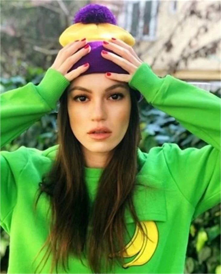 Arka Sokaklar'ın Zeliş'i Instagram'ı sallıyor!