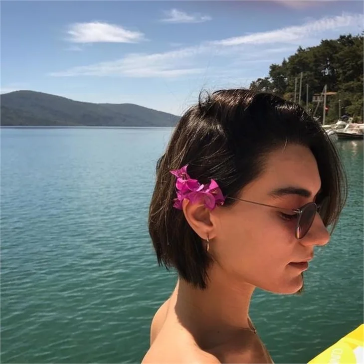 Hande Subaşı tatil sezonunu açtı!