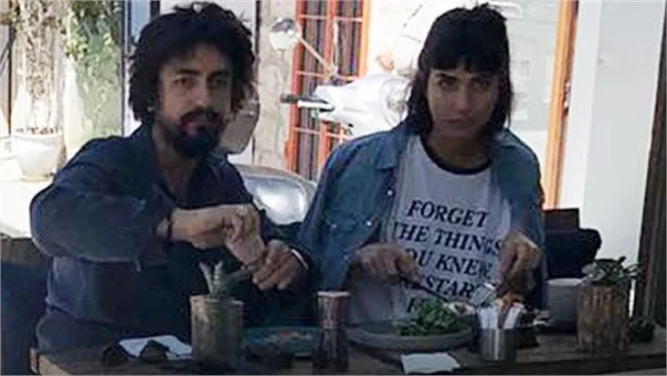 Tuba Büyüküstün ve Umut Evirgen sezonu Alaçatı'da açtı!