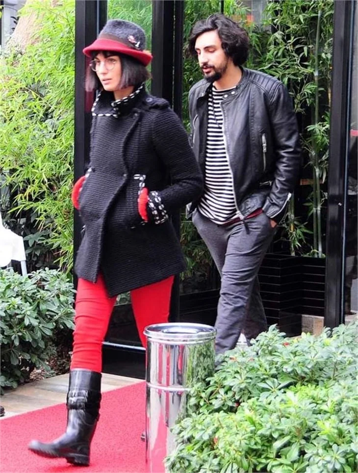 Tuba Büyüküstün ve Umut Evirgen sezonu Alaçatı'da açtı!